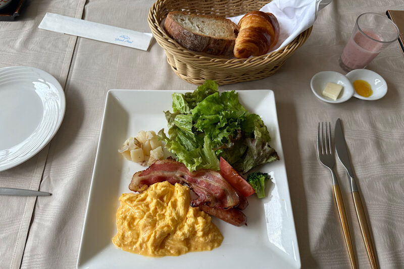 新潟グランドホテルに子連れ宿泊の感想ブログ。朝食やお部屋の写真をレポ