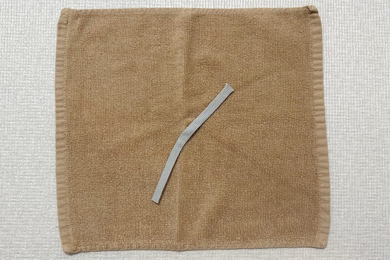 ループタオルのヒモを真ん中に付ける 作り方5選!手縫いOK