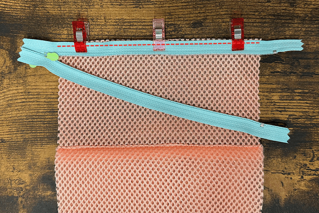 ポケットティッシュケース付きファスナーポーチの作り方