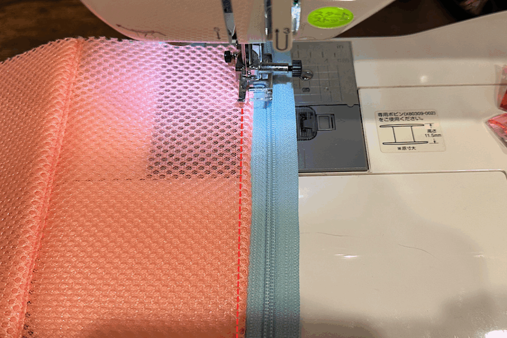 ポケットティッシュケース付きファスナーポーチの作り方