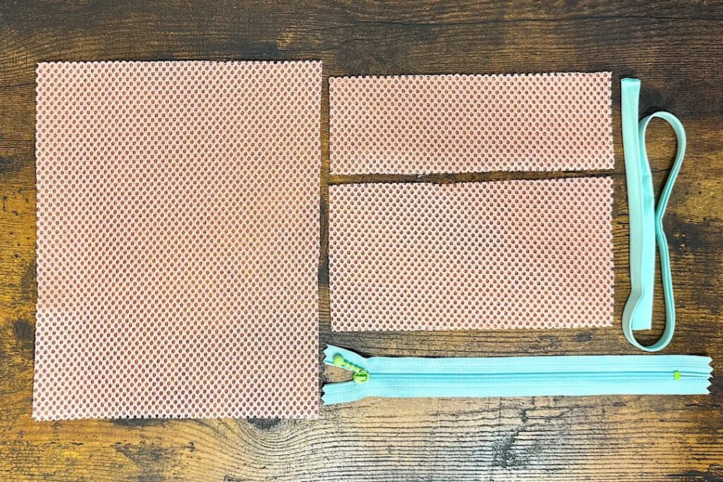 ポケットティッシュケース付きファスナーポーチの作り方