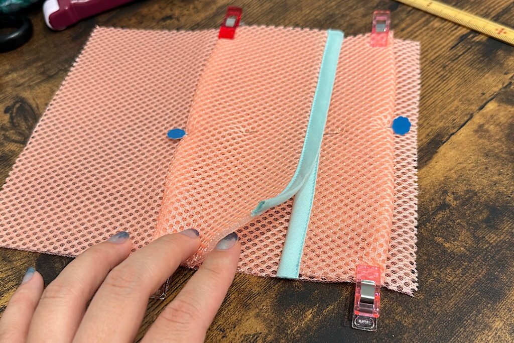 ポケットティッシュケース付きファスナーポーチの作り方