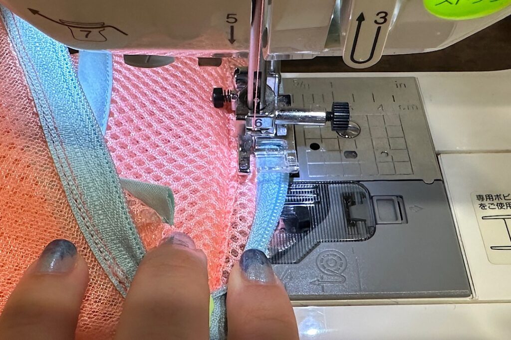 ポケットティッシュケース付きファスナーポーチの作り方