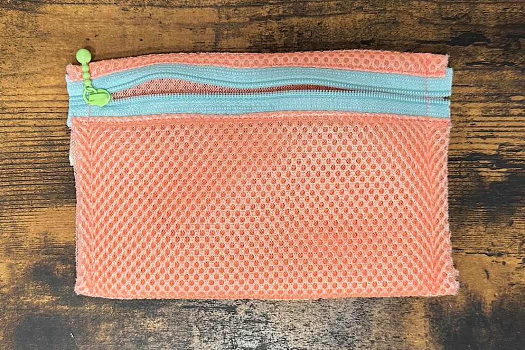 ポケットティッシュケース付きファスナーポーチの作り方