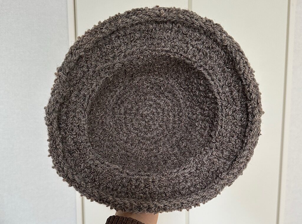 ハマナカボニーループでキッズバケットハットを編みました