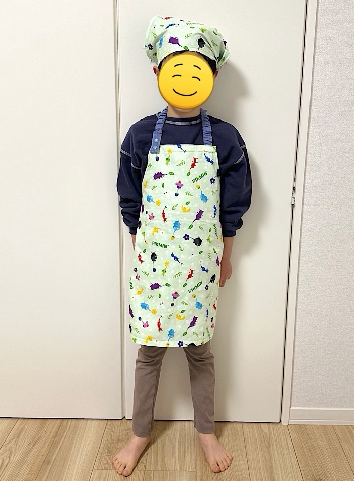 型紙なし 子ども用エプロンの作り方 ゴムタイプで着脱簡