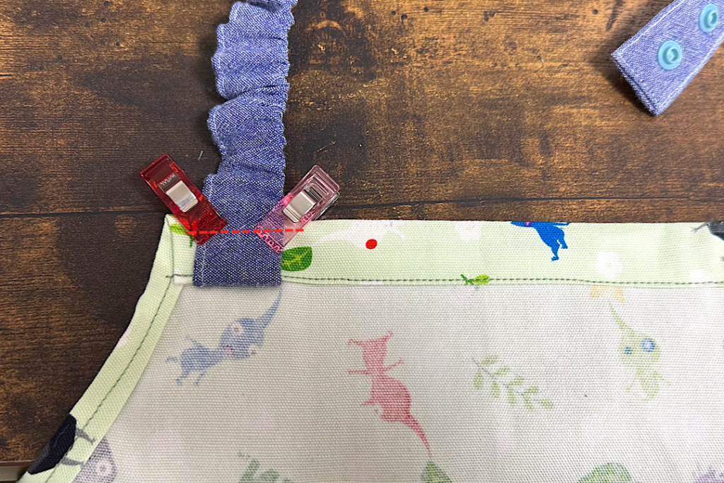 型紙なし 子ども用エプロンの作り方 ゴムタイプで着脱かんたん