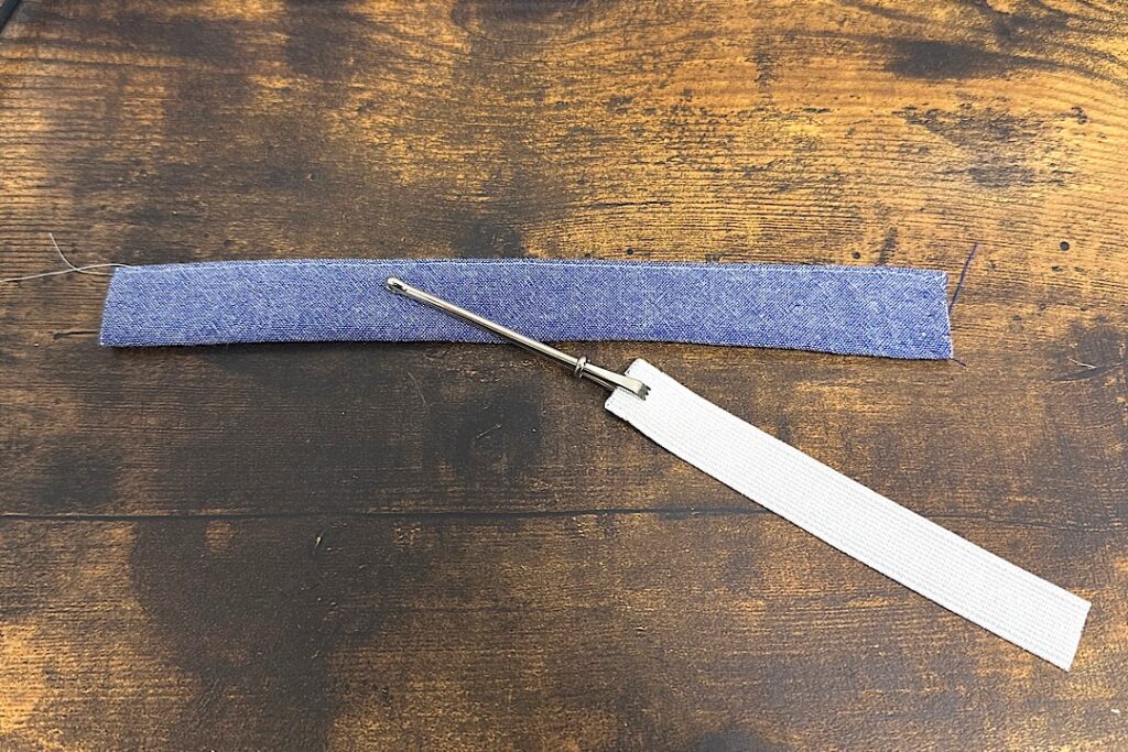 型紙なし 子ども用エプロンの作り方 ゴムタイプで着脱簡