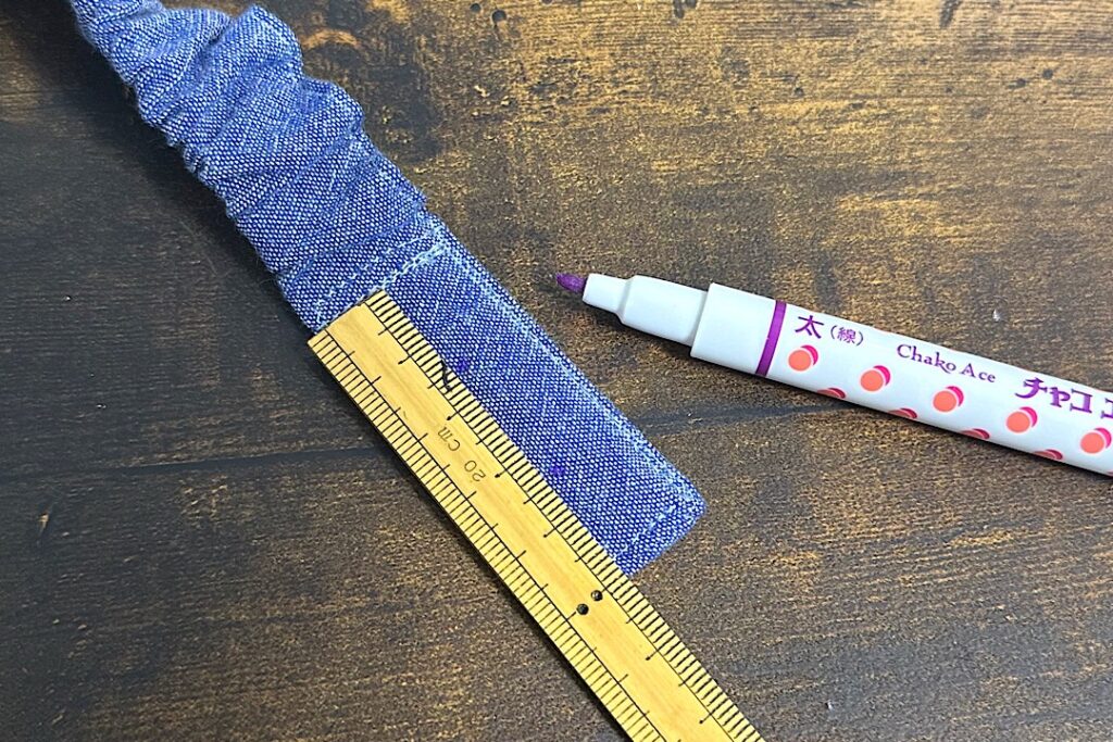 型紙なし 子ども用エプロンの作り方 ゴムタイプで着脱簡