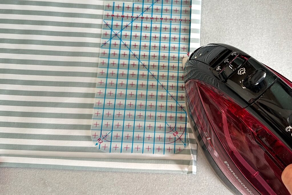 シワになりにくい給食ナフキンの作り方｜裏地なし、額縁仕立て