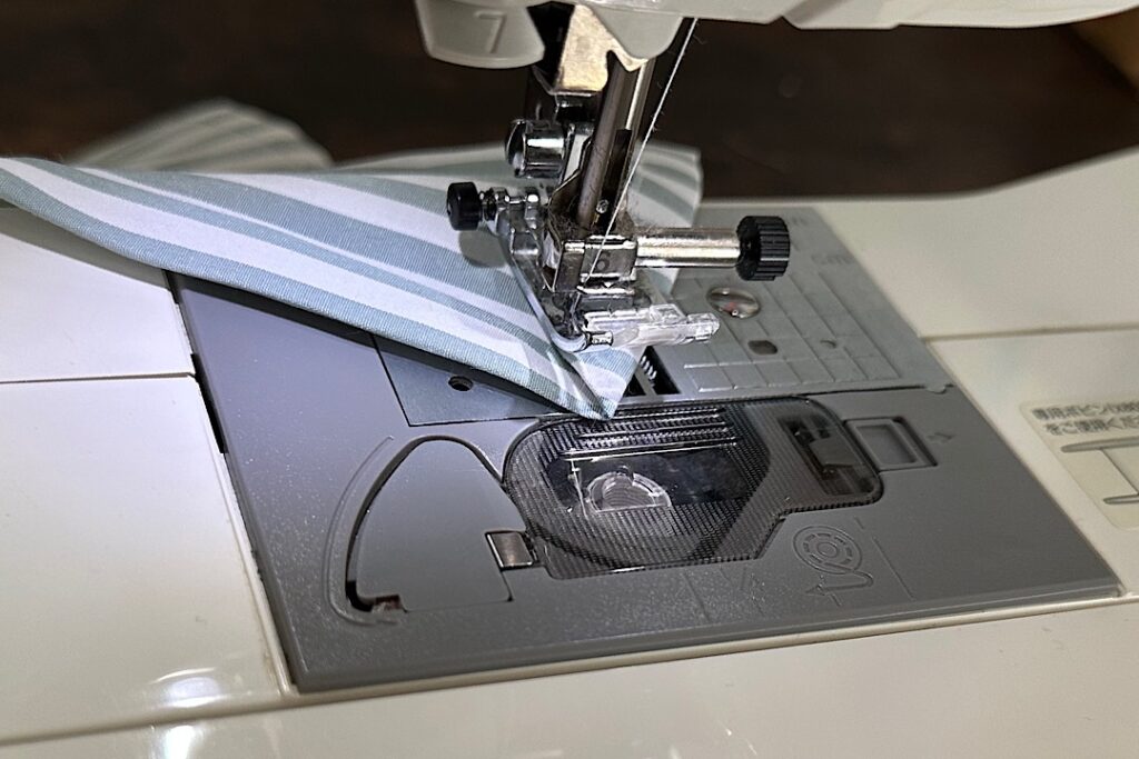 シワになりにくい給食ナフキンの作り方｜裏地なし、額縁仕立て