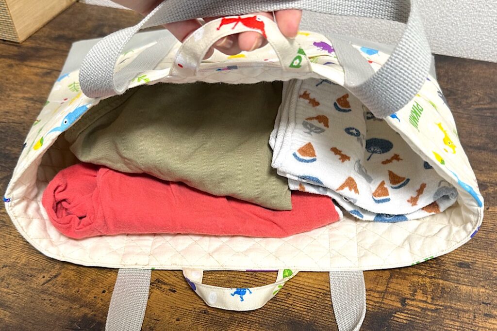 トートバッグのような外ポケット付きレッスンバッグの作り方